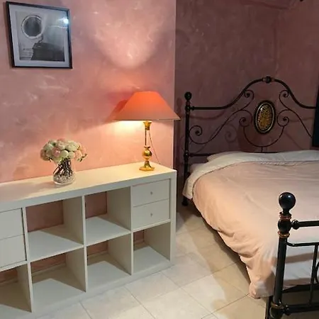 Holiday home Du Cirque *