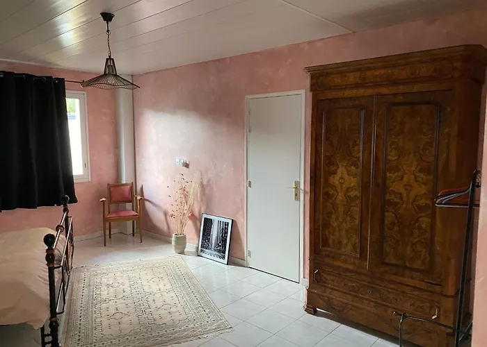 Du Cirque Holiday home Chalons-en-Champagne